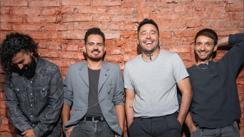 Ahyre llega a Rosario con su show “Eco acústico”: una experiencia musical imperdible