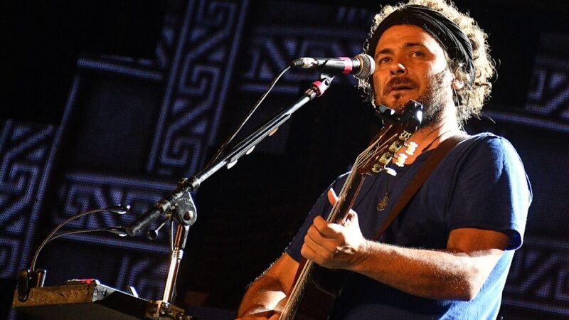 Raly Barrionuevo lanza "Mujeres Caminantes": Un disco de reinterpretaciones con grandes artistas femeninas